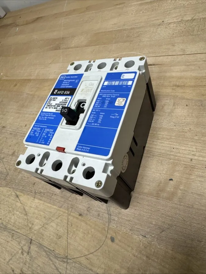 Автоматический выключатель Square D HFD3090 Circuit Breaker 90A 480V 3P 65k 90 A