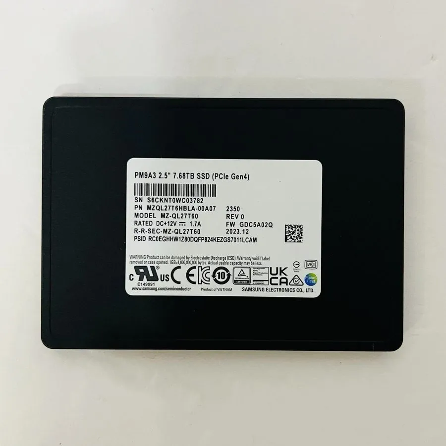 SSD-накопитель MZ-QL27T60 Samsung PM9A3 7.68TB PCIe Gen4 NVMe U.2 2.5'' SSD MZQL