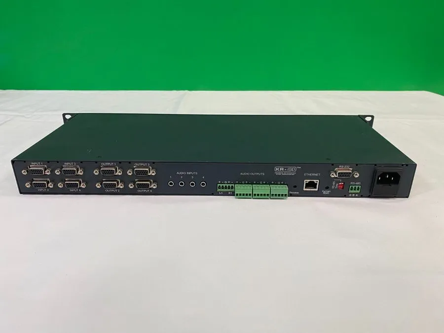 Матричный коммутатор Kramer VP-4x4K 4x4 UXGA Audio Matrix Switcher
