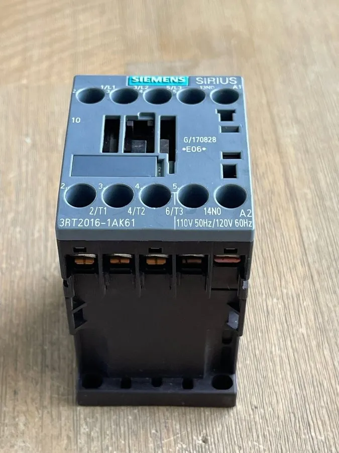 Контактор SIEMENS SIRIUS 3RT2016-1AK61 110-120V Contactor