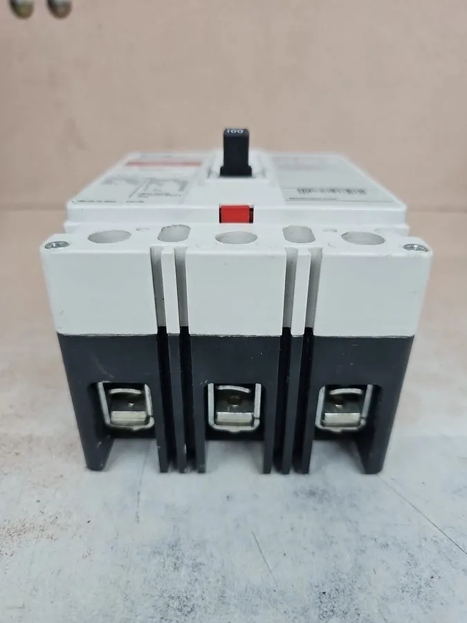 Автоматический выключатель EHD3100BP10 Eaton Circuit Breaker 100A 480V 3P Condit