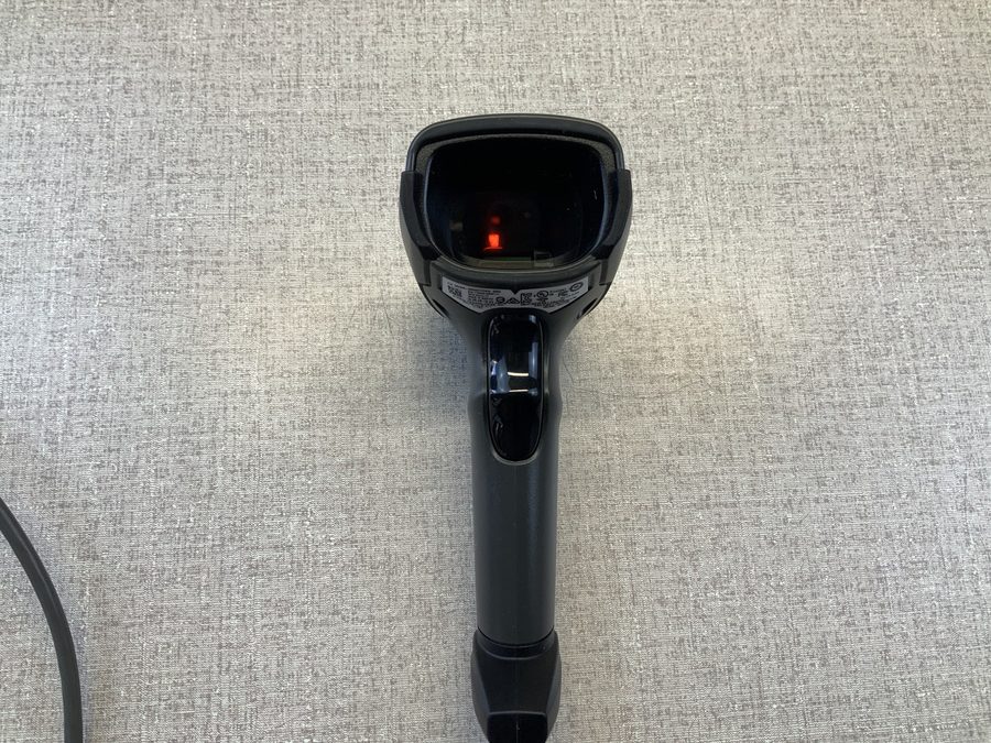 Сканер штрих-кода Zebra Motorola Symbol DS4308 Barcode Scanner with Cords
