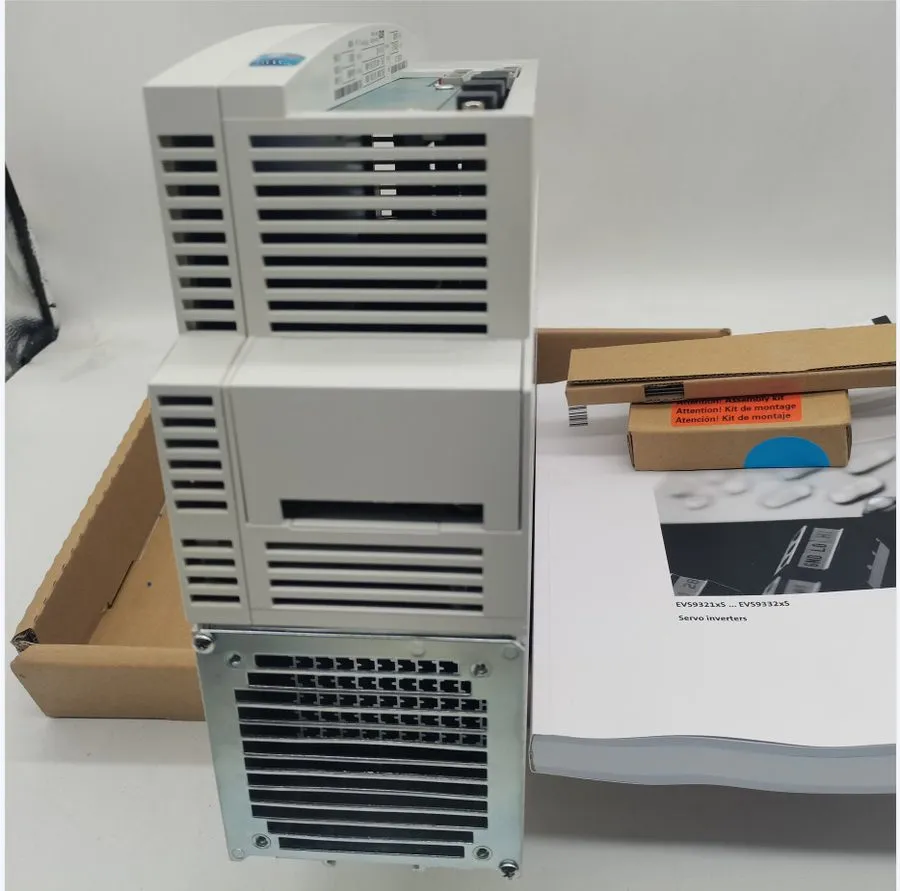 Частотный преобразователь EVF9327-EH LENZE DRIVE INVERTER