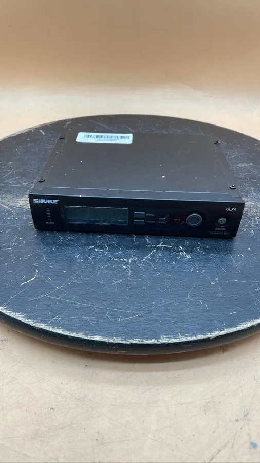 Радиосистема Shure SLX4-G5 494-518MHz Wireless Microphone Receiver (RECIEVER ONL