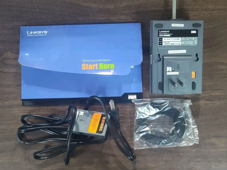 Экспандер Linksys WRE54G Ver 2 Wireless-G Range Expander Complete Works — фото лота 4