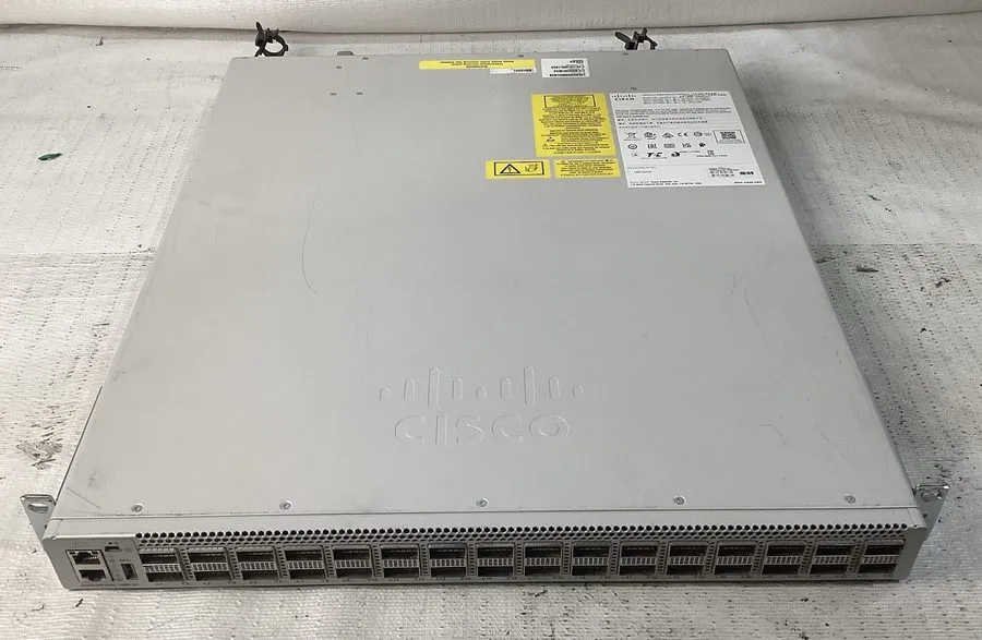 Коммутатор Cisco Catalyst C9500-32C-A 32-Port 100G Advantage Managed Switch