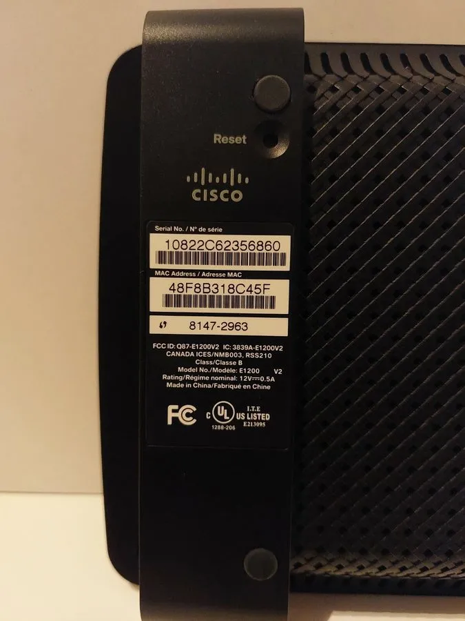 Маршрутизатор Cisco Linksys E1200 Wireless-N300 Wi-Fi Router With 4 Port Switch