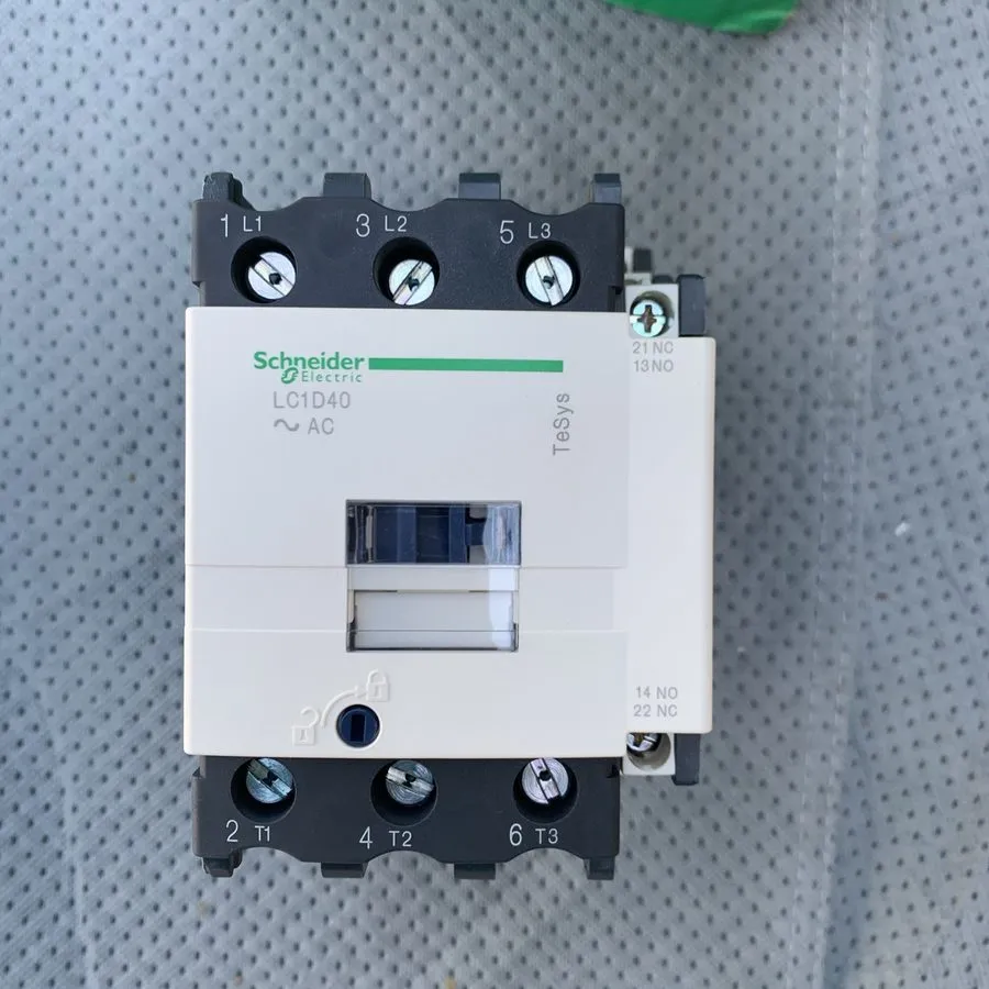 Контактор LC1D40G7 Contactor TeSys 40 A 3 P 30 HP At 480 Schneider Electric