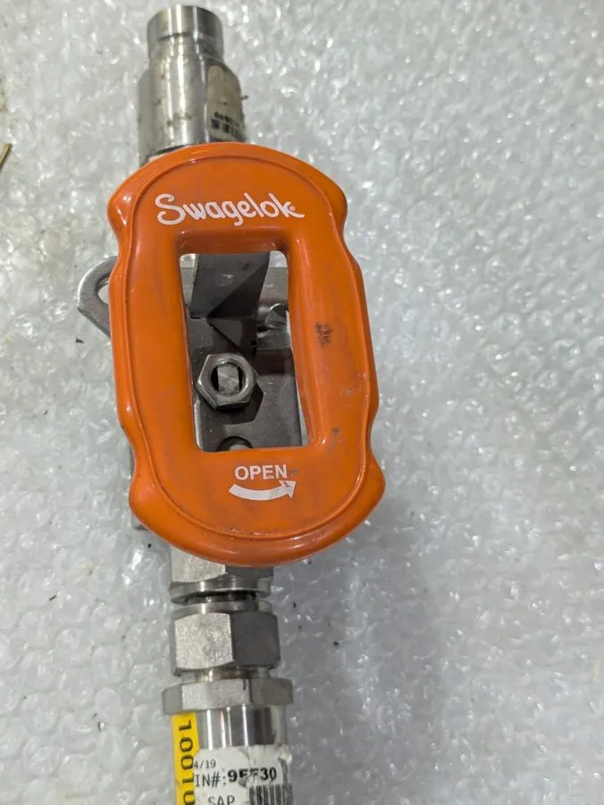 Клапан Swagelok SS-63TS12-JLK 3/4 in Manual SS Ball Valve 2200 PSIG