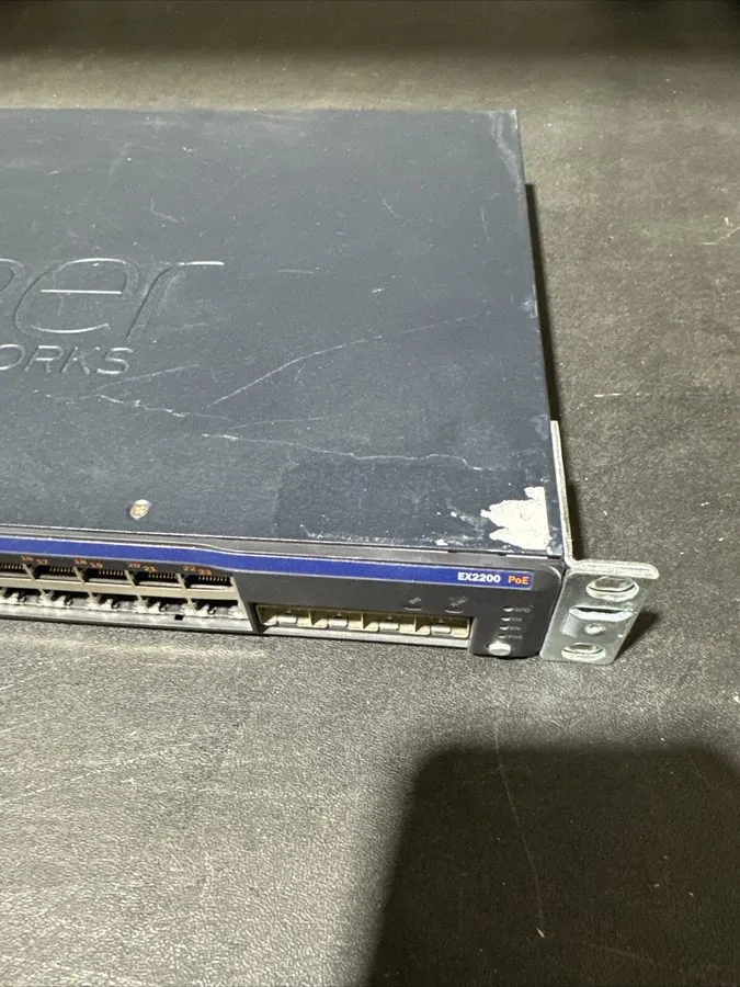 Коммутатор Juniper EX2200-24P-4G 24 Port POE Gigabit Managed Ethernet Switch