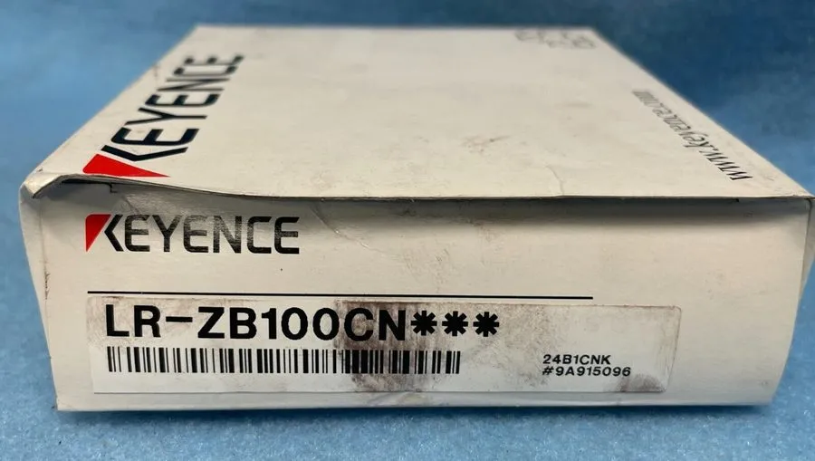 Датчик KEYENCE LR-ZB100CN Laser Sensor.