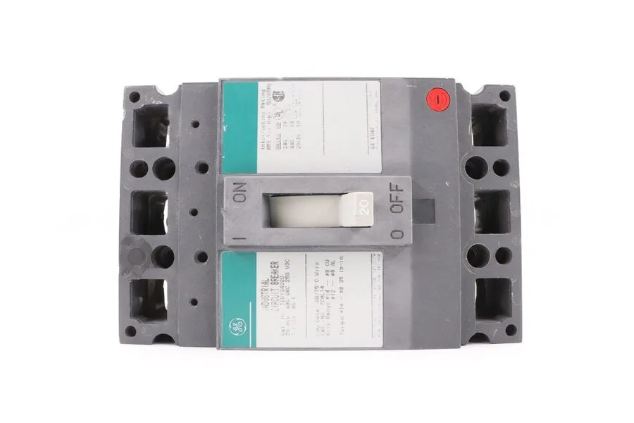 Автоматический выключатель GE TED134020 20-Amp 3-Pole Industrial Circuit Breaker