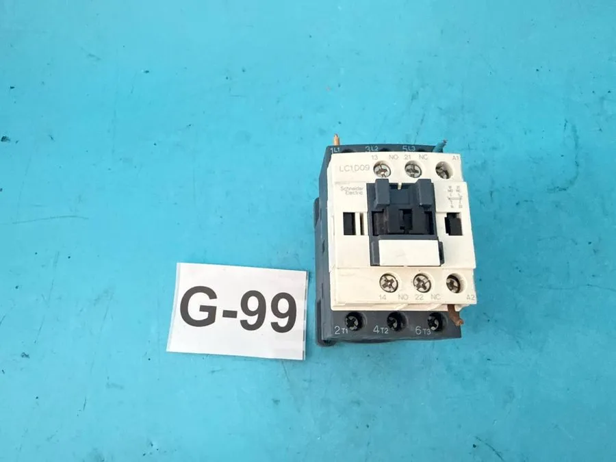 Контактор Schneider Electric LC1D09 TeSys Contactor 25A 690V 50/60Hz 6kV 3 Pole