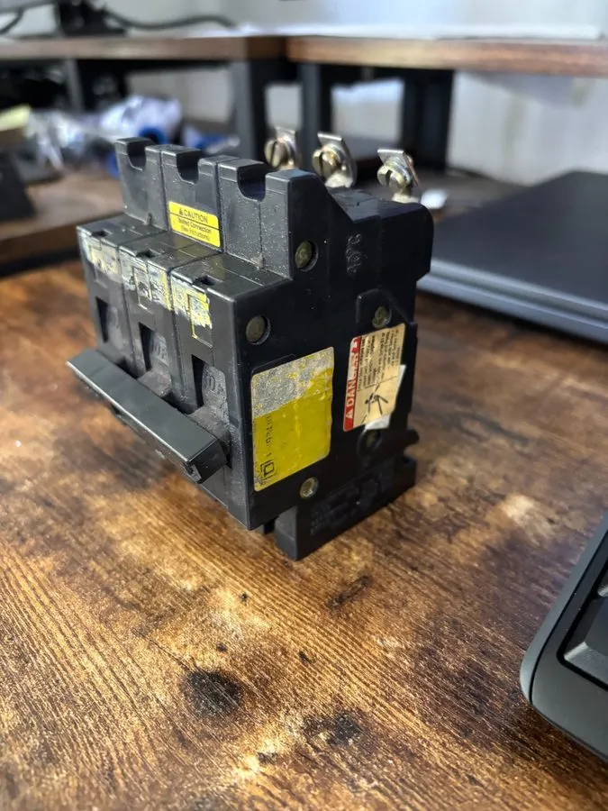Автоматический выключатель EHB34100 Square D Circuit Breaker 100A 480V 3 Phase — фото лота 2