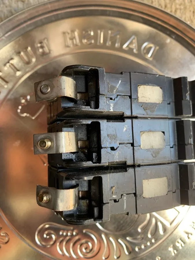 Автоматический выключатель SQUARE D EHB34040 EHB 3 POLE 40 AMP 480v NEHB CIRCUIT — фото лота 2