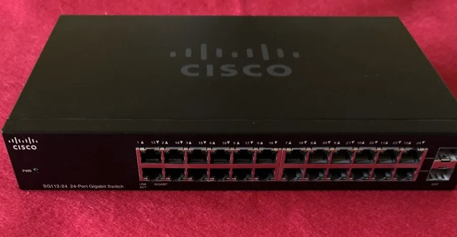 Коммутатор Cisco Compact 24-Port Gigabit Unmanaged Network Switch SG112-24