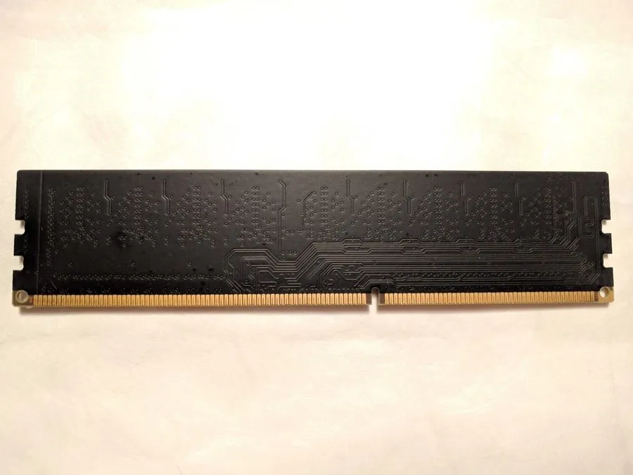 Модуль памяти Micron 4GB DDR3-1866 ECC UDIMM PC3-14900E 1Rx8 RAM MT9JSF51272AZ-1