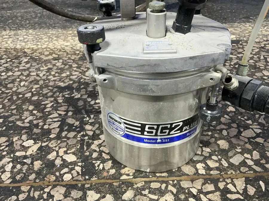 Мешалка Binks SG2 Plus Pressure Cup With Gast Rotary Agitator 2 Quart Model 80-6