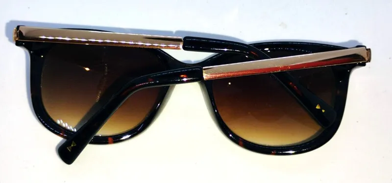Контроллер Wi-Fi LAUREN CONRAD SUNGLASSES WLC61SG15 Tortoise & Gold Brown Gradie — фото лота 2