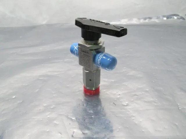 Клапан Swagelok SS-43XVCR4 3-Way Ball Valve, 2500 PSI, 172 BAR, 453847