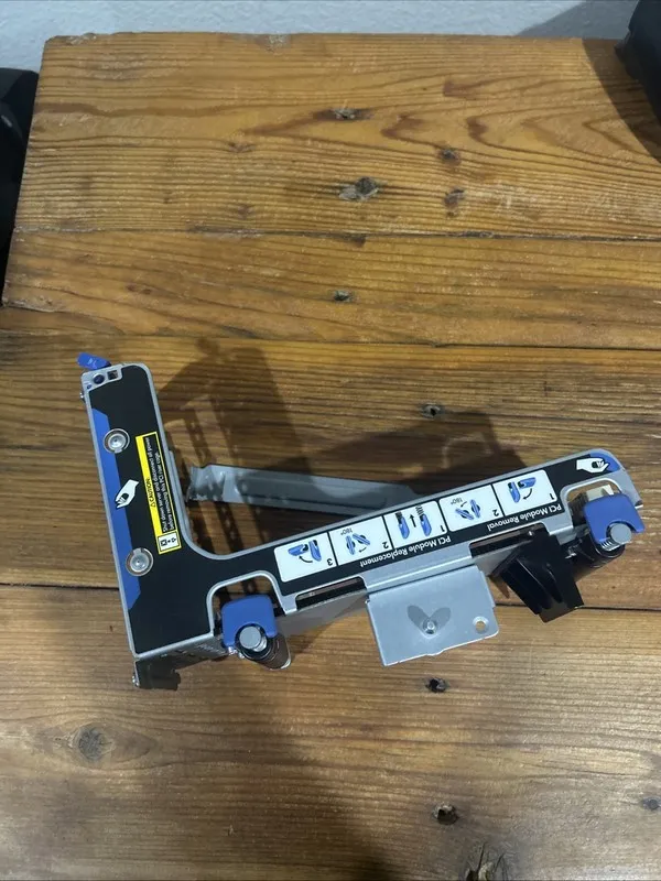 Райзер-плата HP 747595-001 PCIe Riser Card Assembly SPS 777287-001 Server Expans — фото лота 2