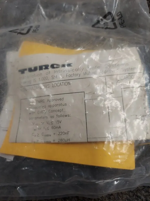 Датчик приближения TURCK BI10-M30-Y1X-H1141/S56 INDUCTIVE PROXIMITY SWITCH 10MM  — фото лота 2