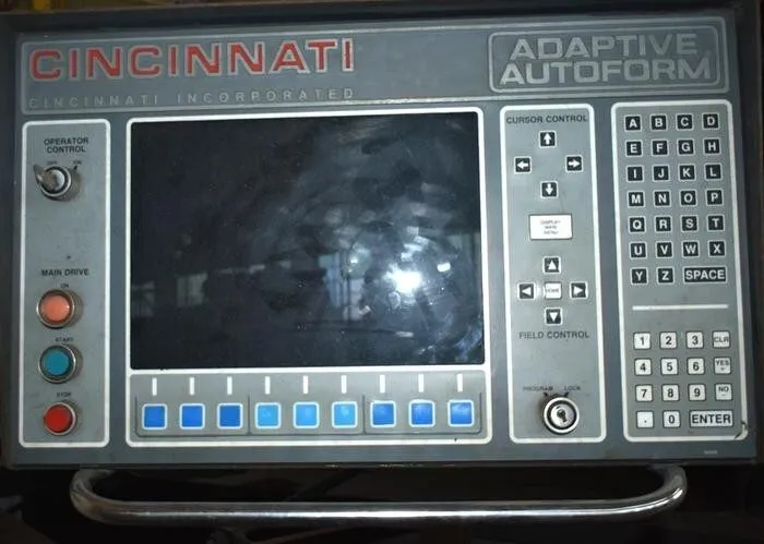 Оборудование ЧПУ 10' CINCINNATI-INC 90-TON “90AFX8FT" AUTOFORM 6-AXIS CNC PRESS  — фото лота 2