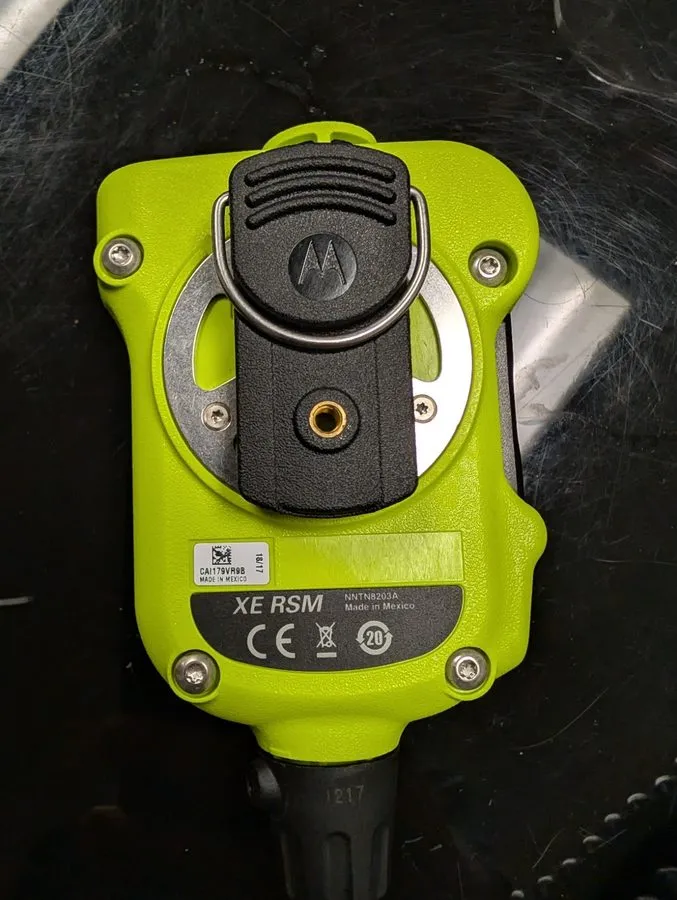 Выносной микрофон Motorola XE RSM NNTN8203A Remote Speaker Microphone — фото лота 2