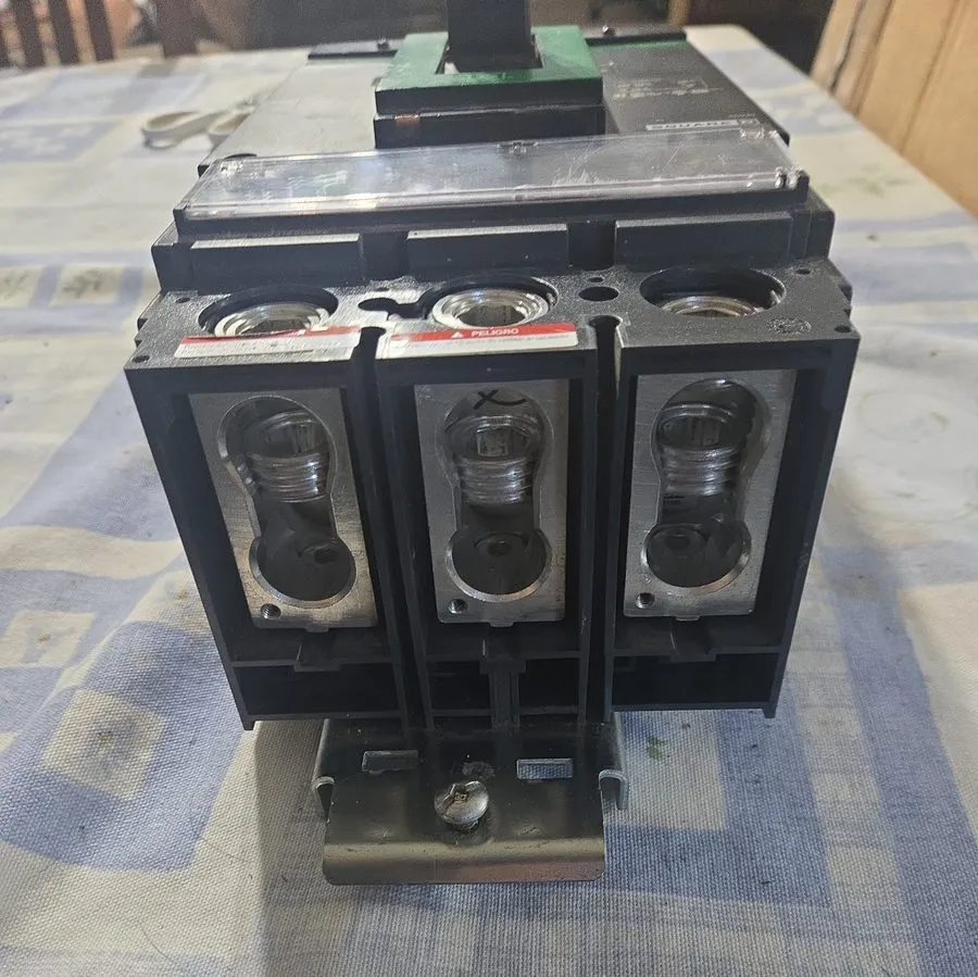 Автоматический выключатель Square D LGA34400WU31X PowerPact I-Line 3P 3PH 400A 4 — фото лота 2