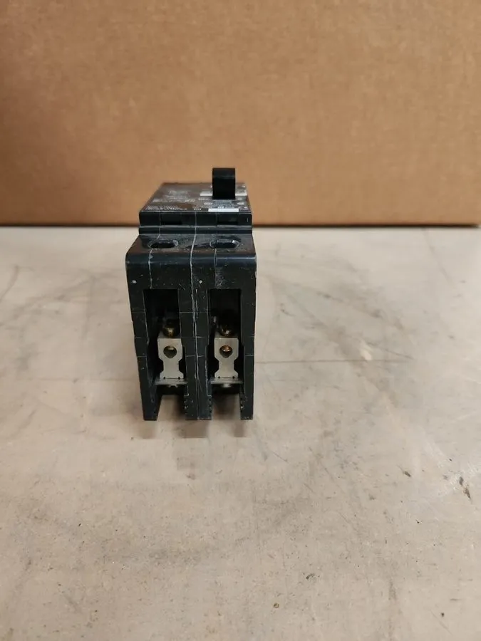 Автоматический выключатель Square D EJB24020 Circuit Breaker 20A 480V 2-Pole 65k — фото лота 1