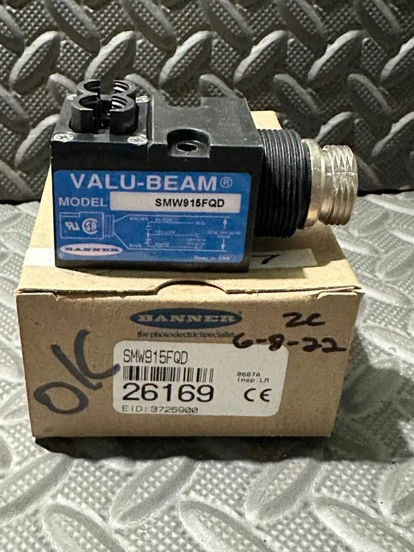 Фотоэлектрический датчик Banner SMW915FQD VALU-BEAM Photoelectric Sensor 10–30V  — фото лота 1
