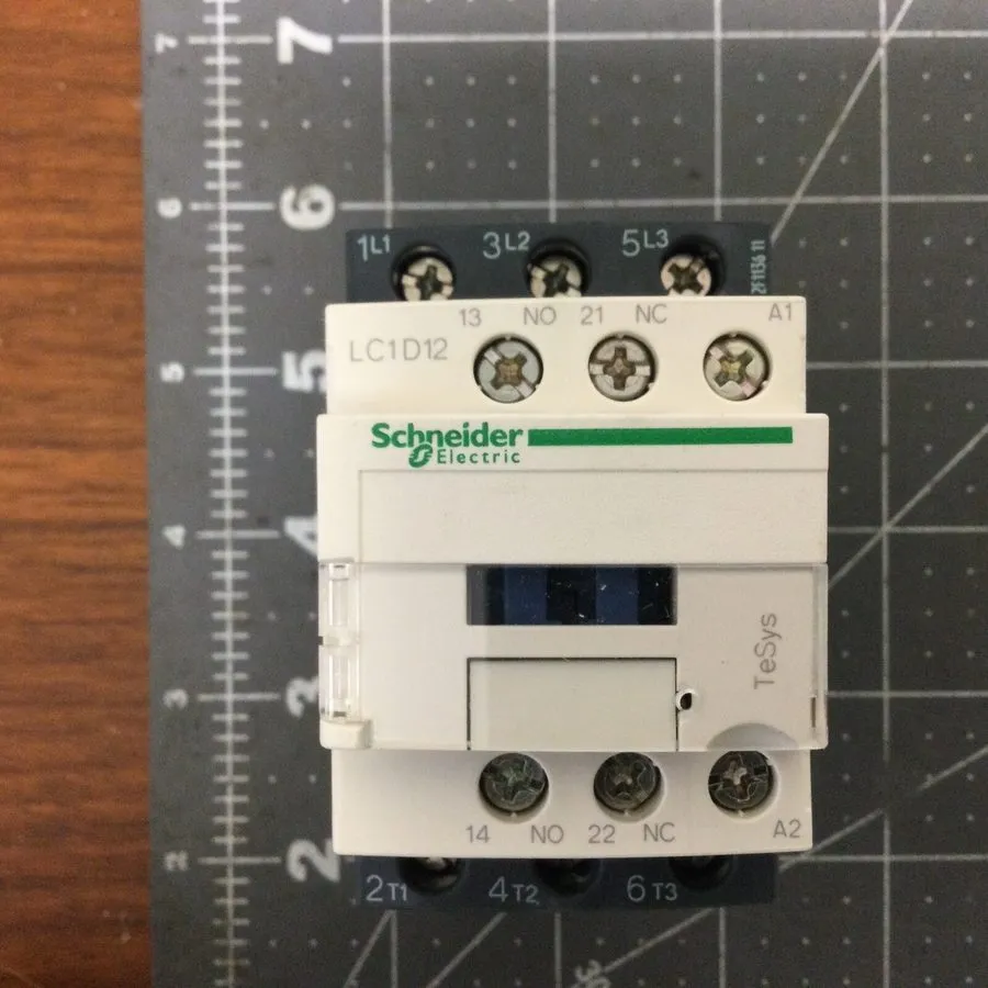 Контактор Schneider Electric TeSys LC1D12U7 (LN32W)