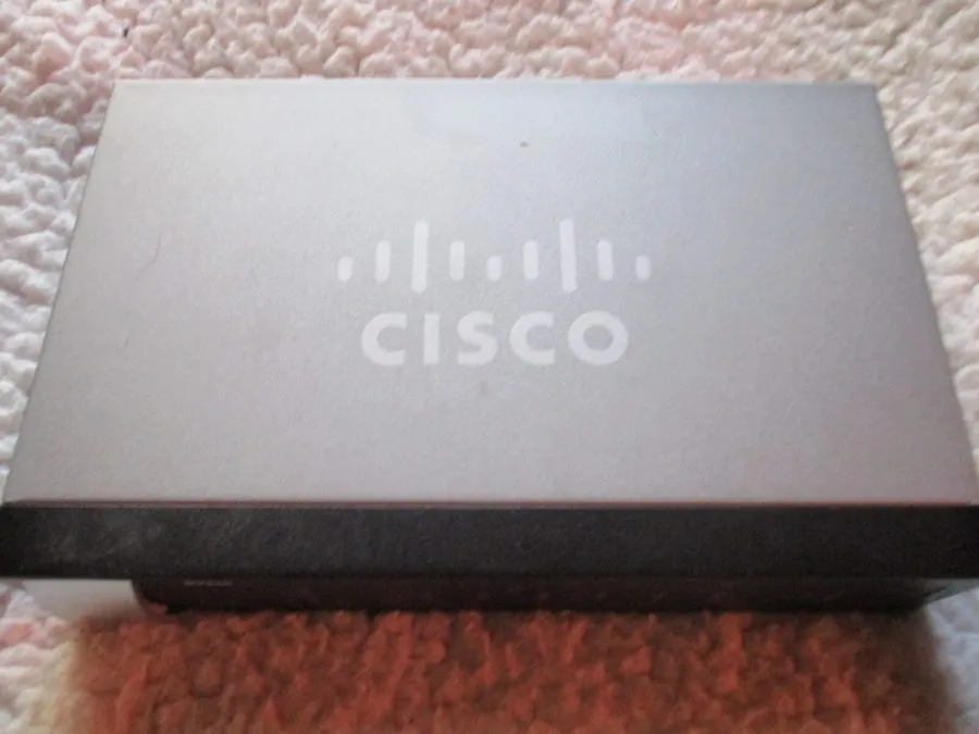 Маршрутизатор Cisco RV320 4-Port Gigabit Dual Wan VPN Security Router