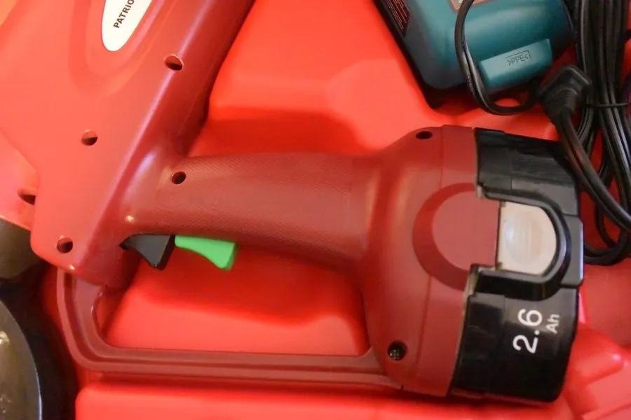 Электрооборудование Burndy Patriot PAT750XT-18V Crimping Tool Cordless Hydraulic
