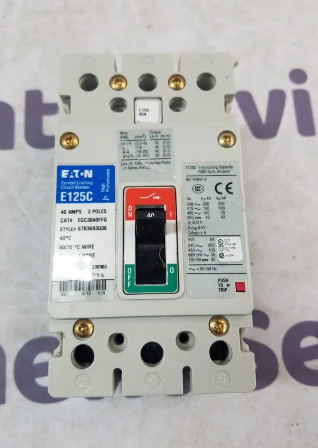 Автоматический выключатель Eaton EGC3040FFG Circuit Breaker 40A 3P 480V 3PH E125