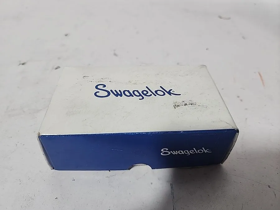 Разъём Swagelok Brass 1/4" x 1/4" Tube OD Union Connector Fitting B-400-6