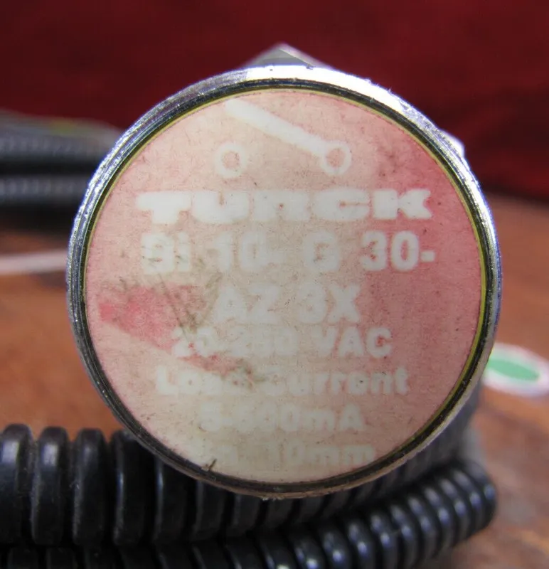 Датчик приближения TURCK BI10-G30-AZ3X Inductive Proximity Sensor Switch 20 to 2