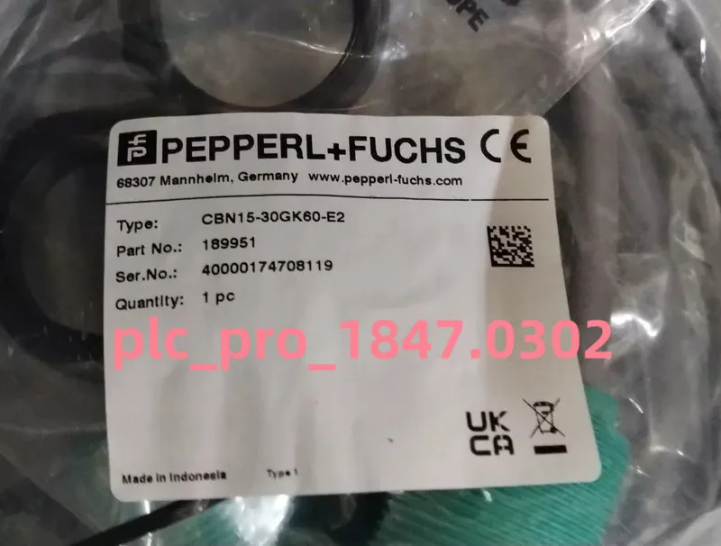 Датчик приближения Pepperl+Fuchs CBN15-30GK60-E2 Proximity Switch Sensor