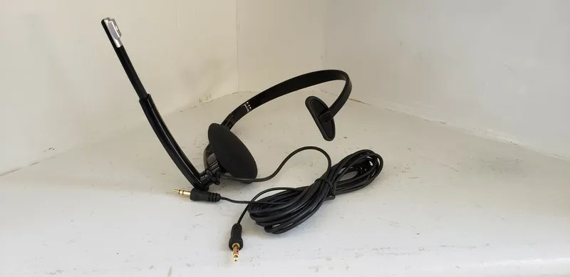 VoIP-шлюз Plantronics Audio 610 Headset Plus USB Stick Bundle 76805-04 Black