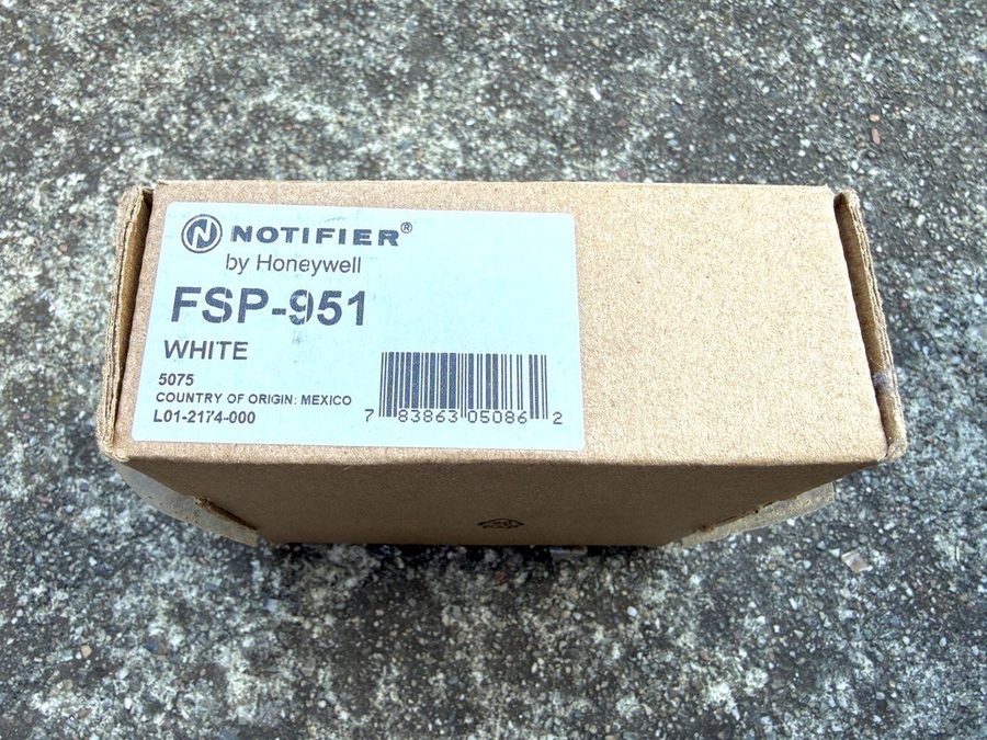 Оборудование пожарной сигнализации 4- NOTIFIER FSP-951 Fire Alarm Smoke Detector