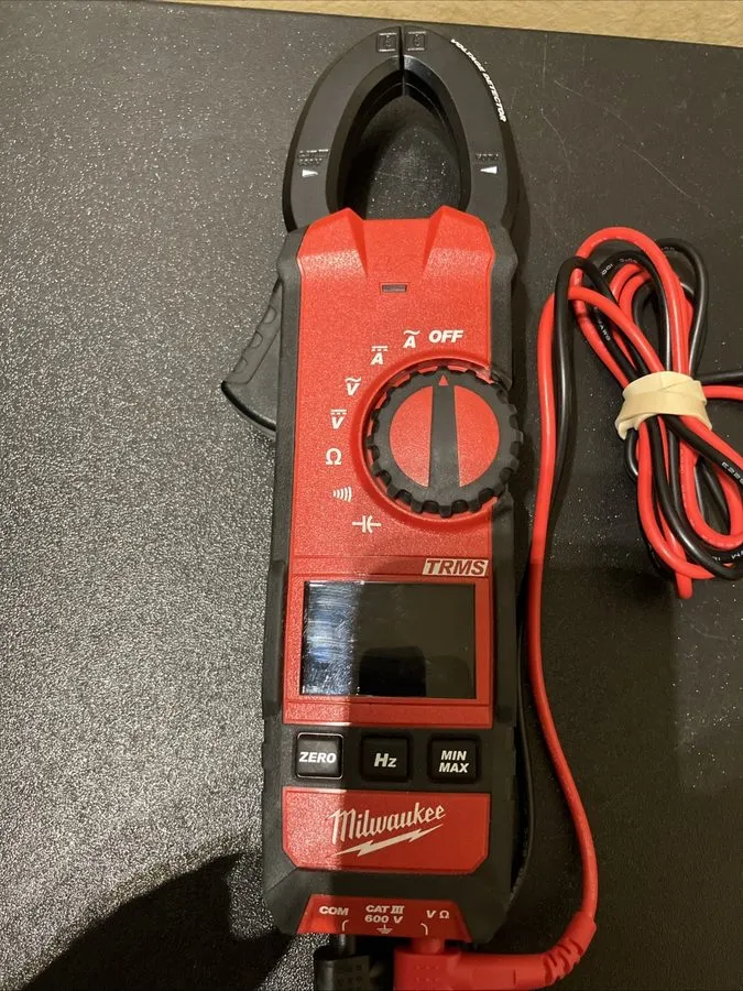 Тестер Milwaukee 2237-20 600V AC/DC Digital Clamp Meter HVAC/R