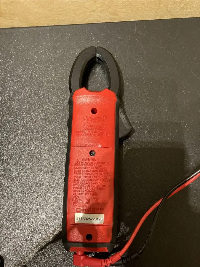 Тестер Milwaukee 2237-20 600V AC/DC Digital Clamp Meter HVAC/R — фото лота 2