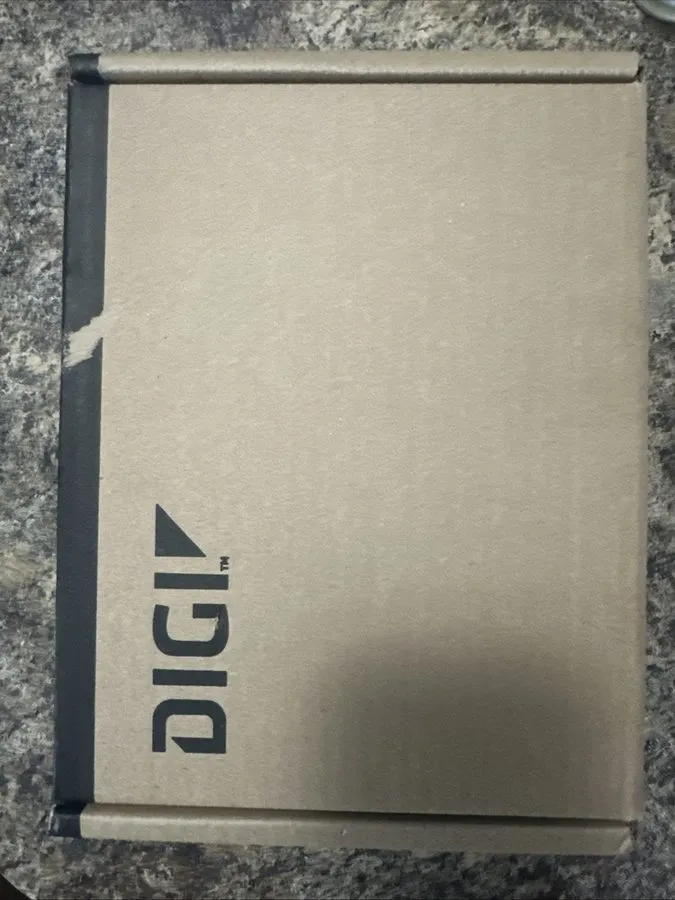 Маршрутизатор DIGI TRANSPORT WR31 ROUTER 4G LTE WR31-M72A-DE1-TB — фото лота 1