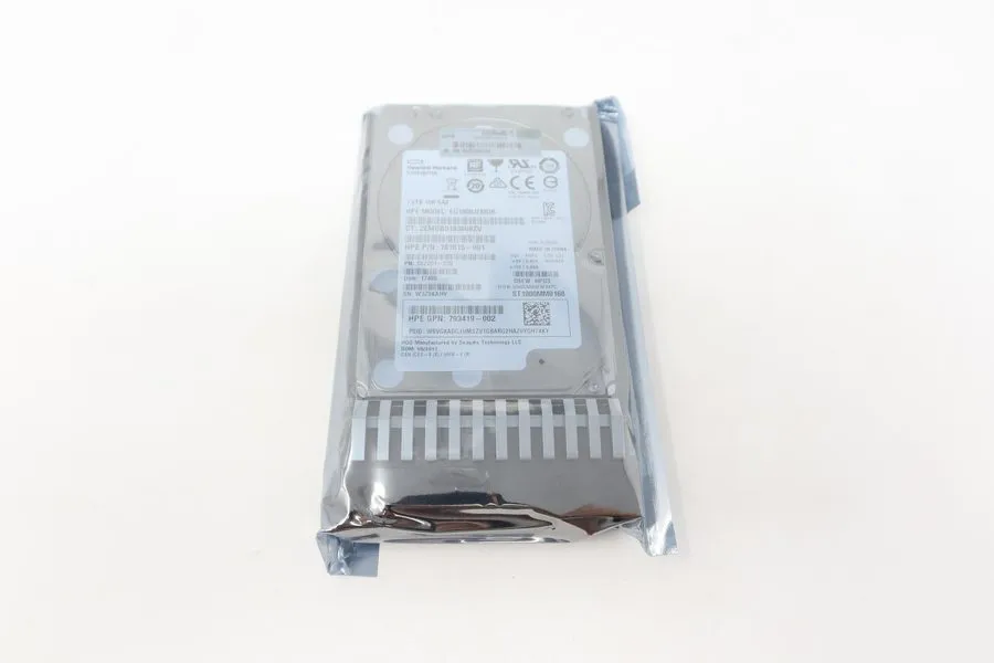 Жёсткий диск HPE J9F49A 787649-001 MSA 1.8TB 12G SAS 10K SFF 2.5IN 512E HDD Hard