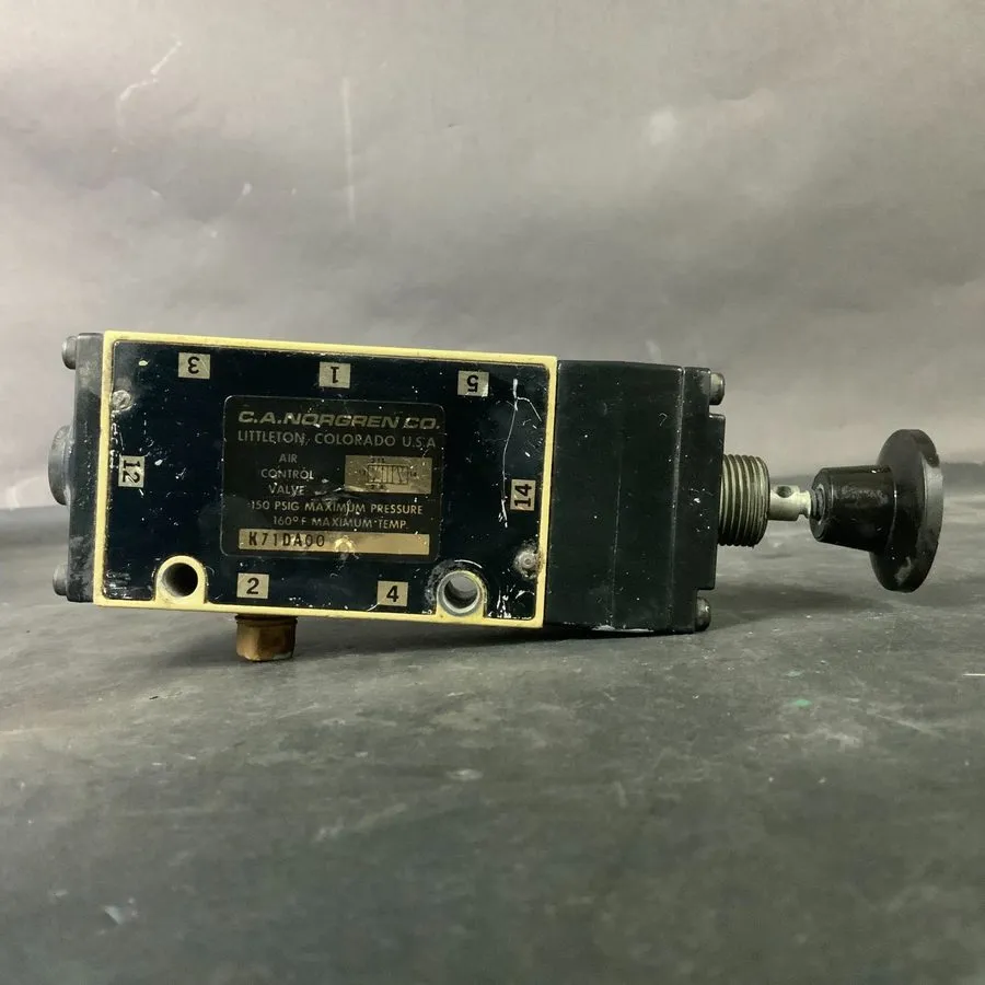 Пневмоклапан Norgren K71DA00 Lever Operated Air Valve 1/4" NPT Pneumatic