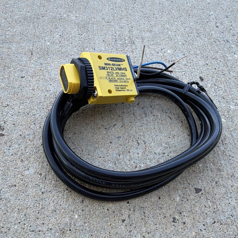 Фотоэлектрический датчик Banner SM312LVMHS Photoelectric Sensor
