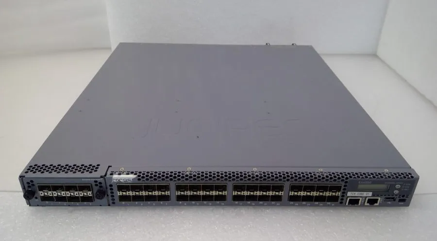 Коммутатор JUNIPER EX4550-32F-AFI 40 Port NETWORKS Switch EX4550-EM-8XSFP EX4550