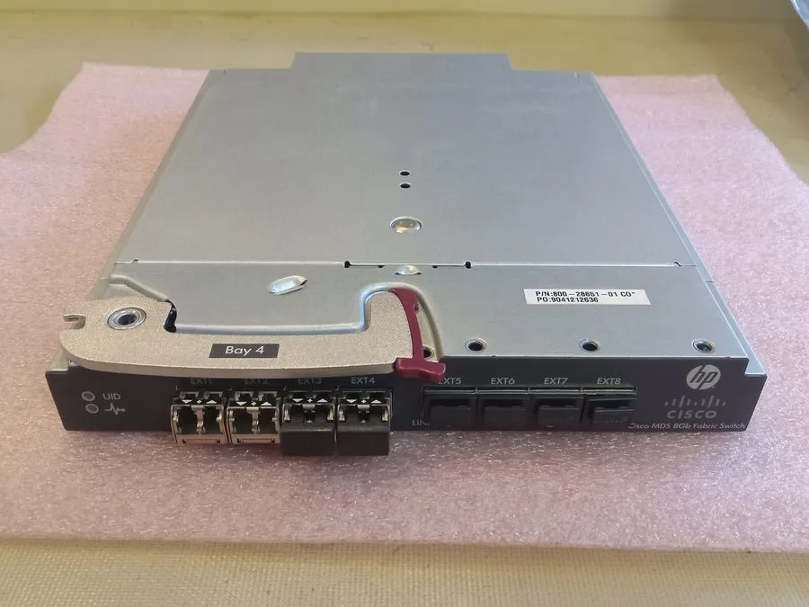 Сервер CISCO DS-HP-8GFC-K9 8Gbps FC Switch — фото лота 1