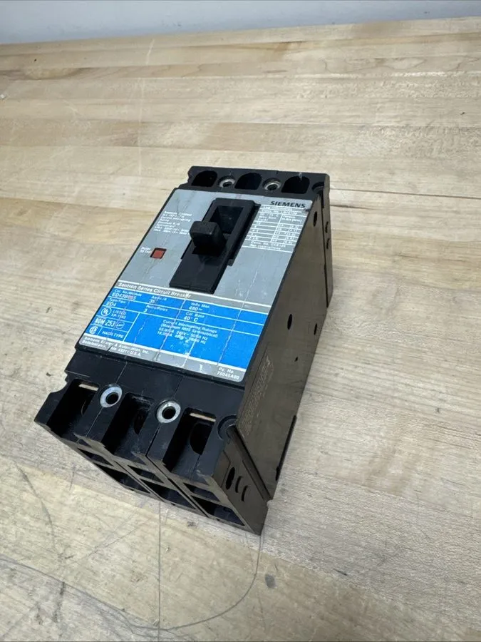 Автоматический выключатель SIEMENS ED43B035 Molded Case Circuit Breaker, ED4 Ser