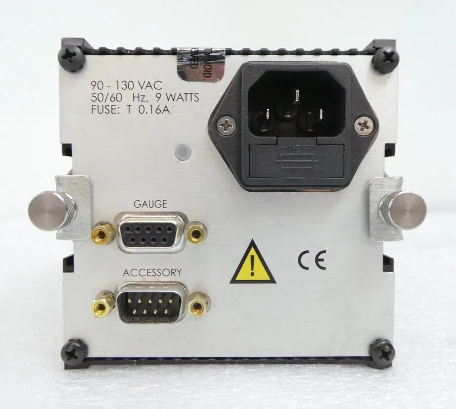 Контроллер MKS Instruments 945-A-120-TR Vacuum Gauge Controller 945 PIRANI